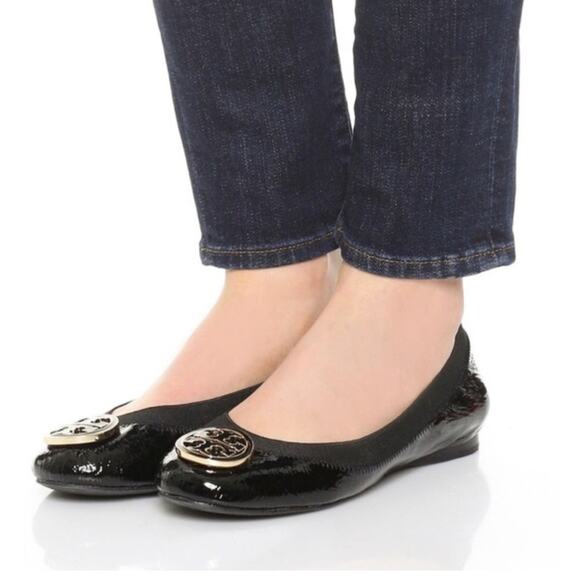 Tory Burch | Womens Caroline Naplak Flats Black Patent Leather Shiny Ballet Logo - Picture 1 of 9